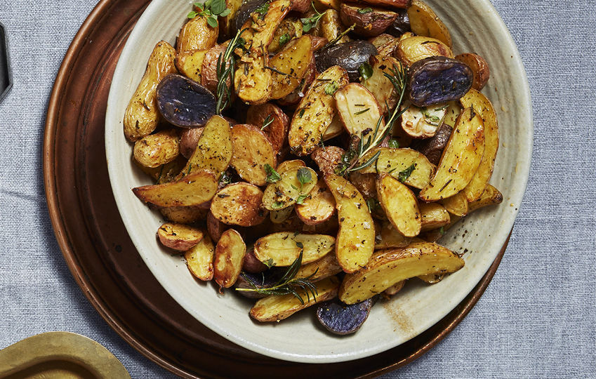 Garlic and Herb Roasted Fingerling Potatoes – MountainKing Potatoes